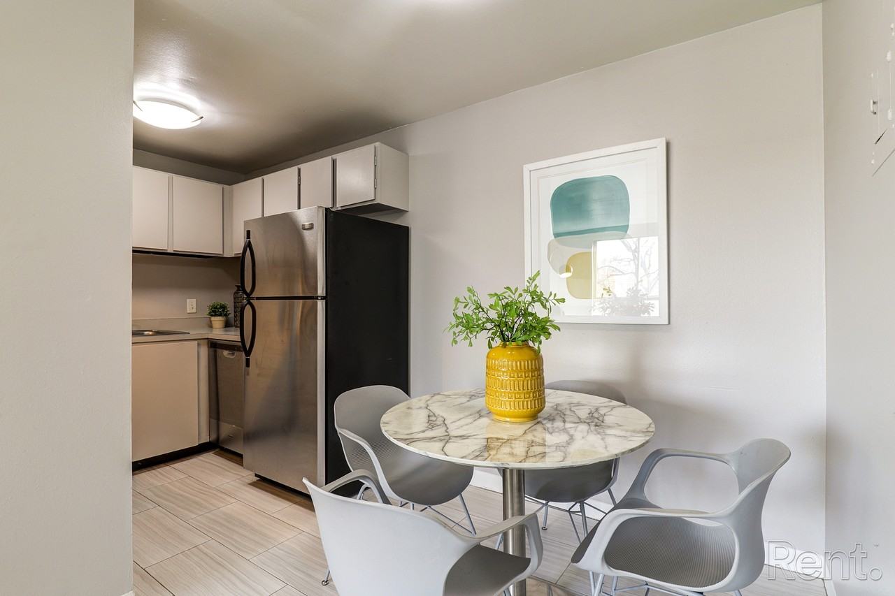 Vida Properties - Photo 4 of 13