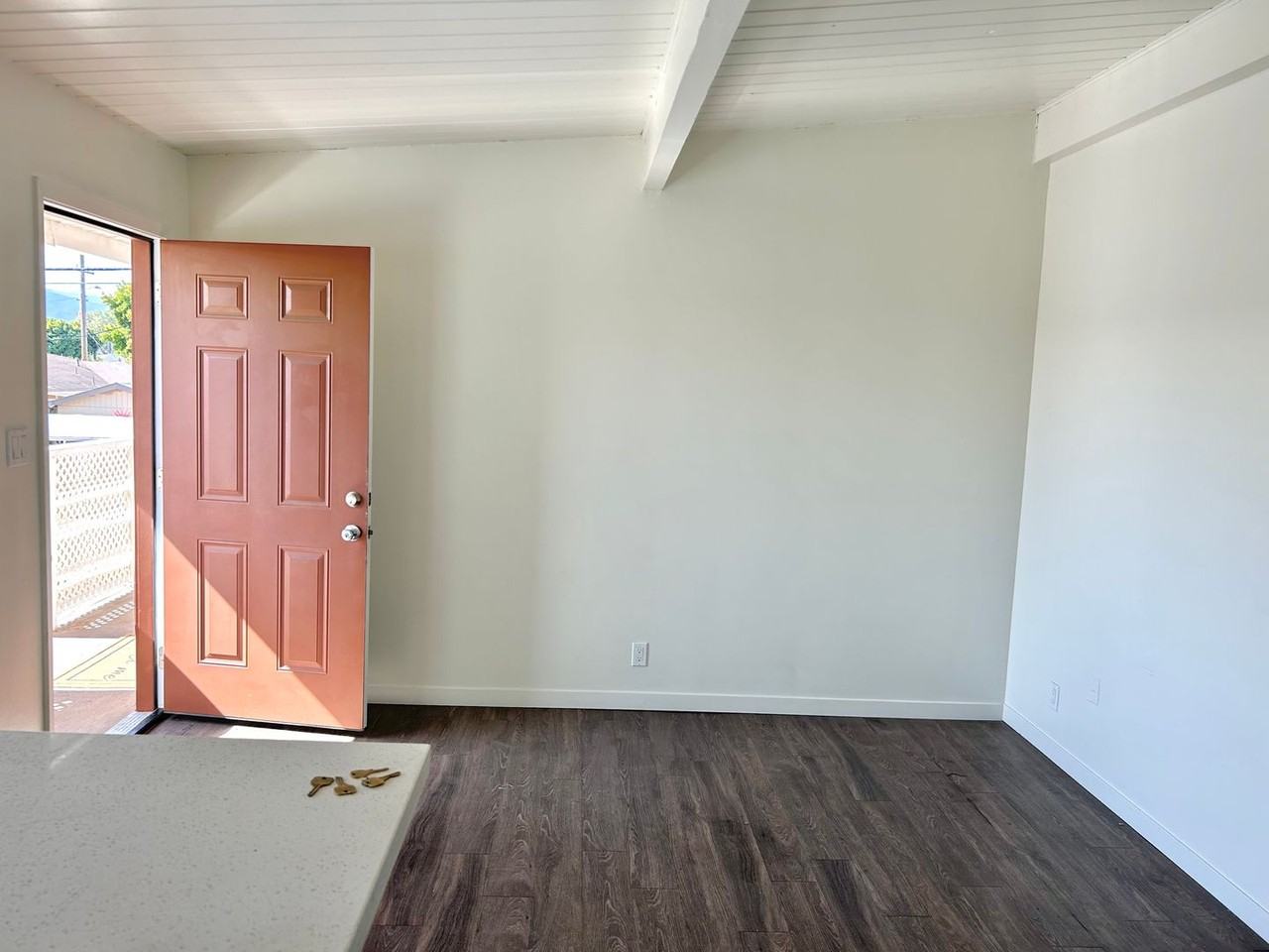 239 - E. Jerald Haws Family Trust (N. D St) - Photo 6 of 39