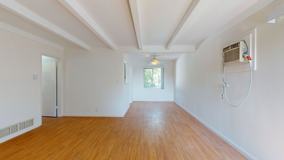 725foo - Photo 1 of 1