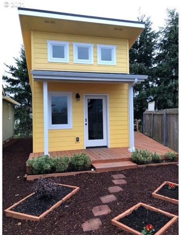 924 S 9th St #ADU - Photo 2 of 24