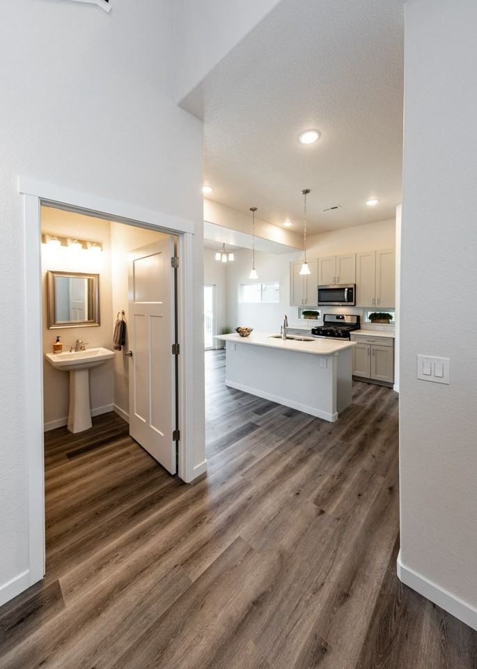 5683 Villa Lorenzo Dr - Photo 5 of 42