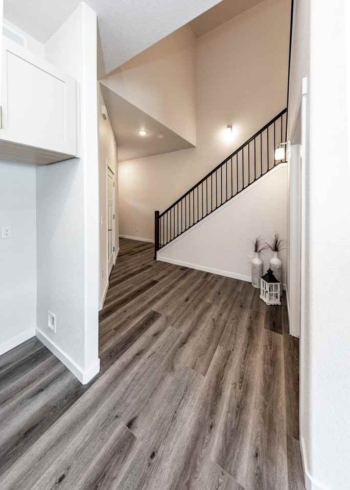 5683 Villa Lorenzo Dr - Photo 7 of 42