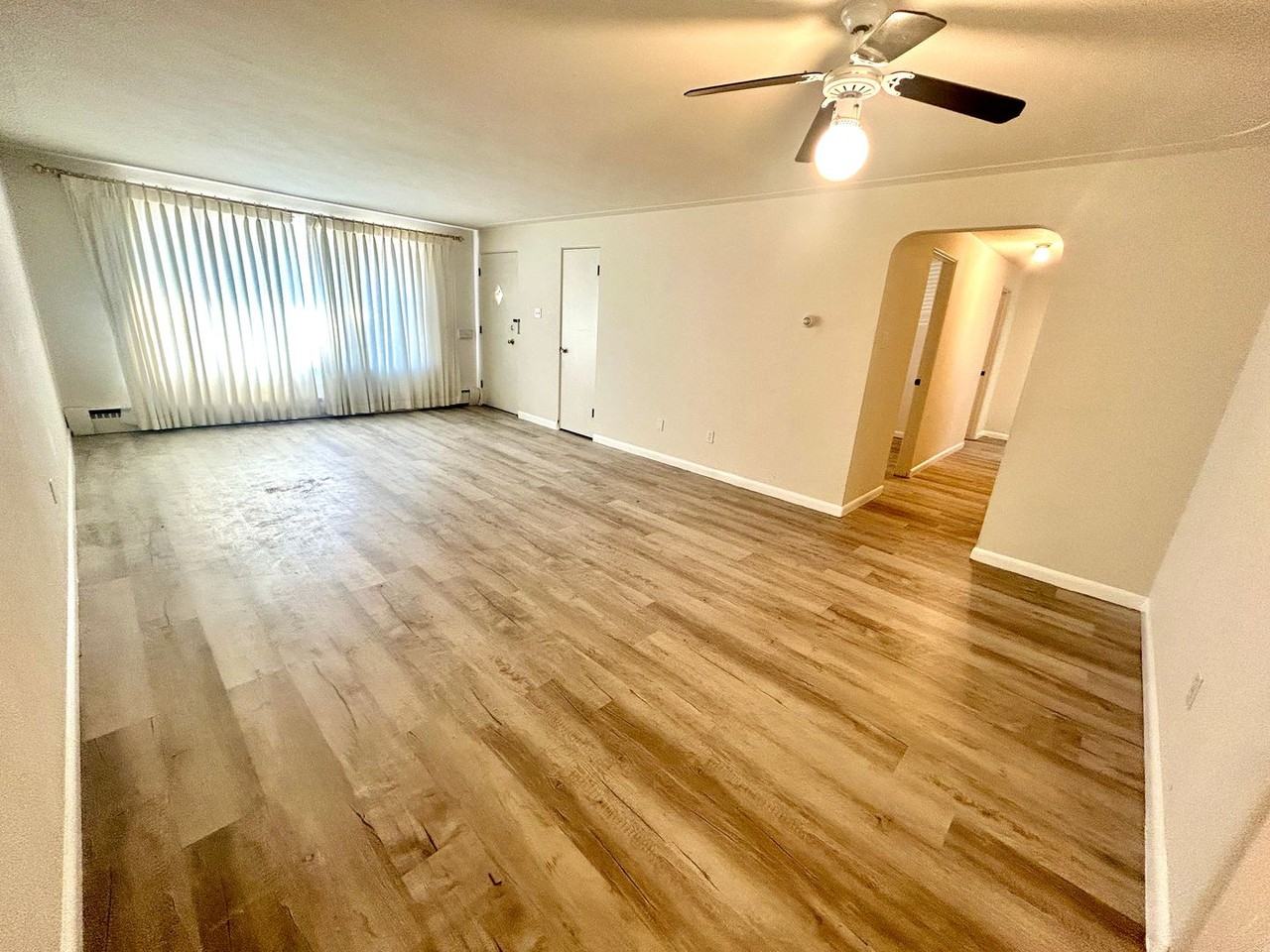 1505 South Jersey Street - Photo 2 of 33