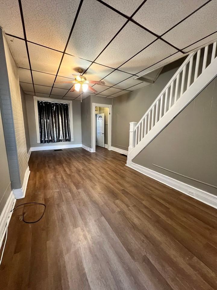 731 N 8th St - Photo 2 of 19