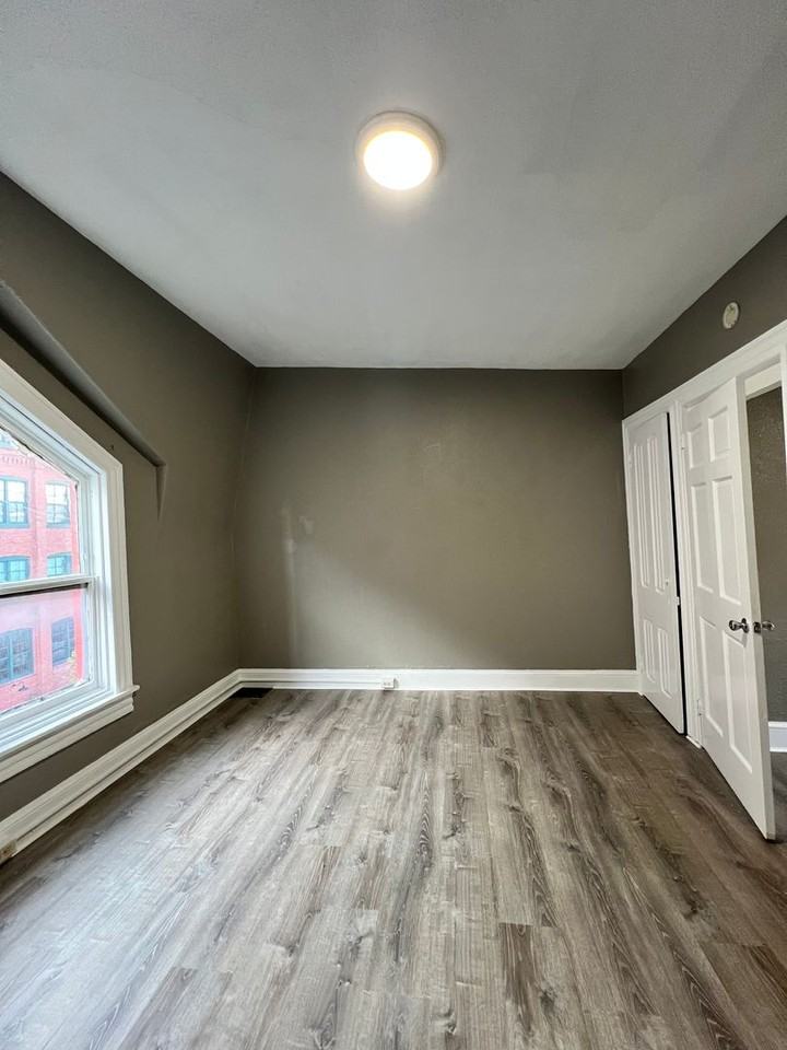 731 N 8th St - Photo 6 of 19