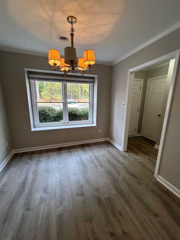 4632 Jacqueline Lane - Photo 6 of 11