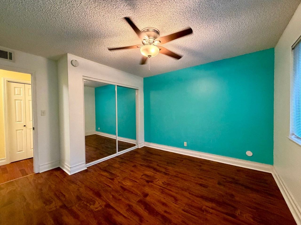 5080 Rhode Island Drive - Photo 6 of 11