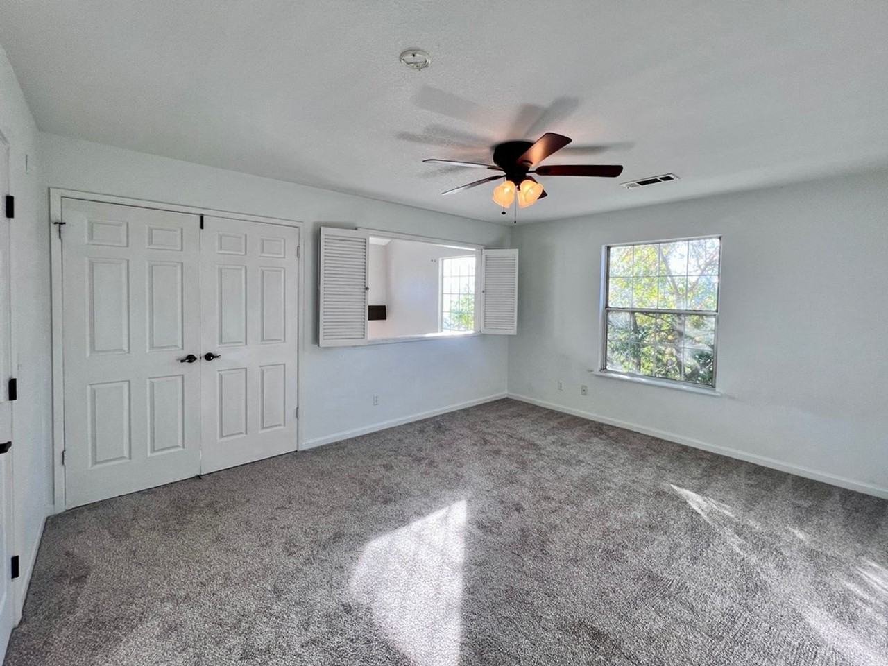 1412 Plymouth Rock Way - Photo 6 of 32