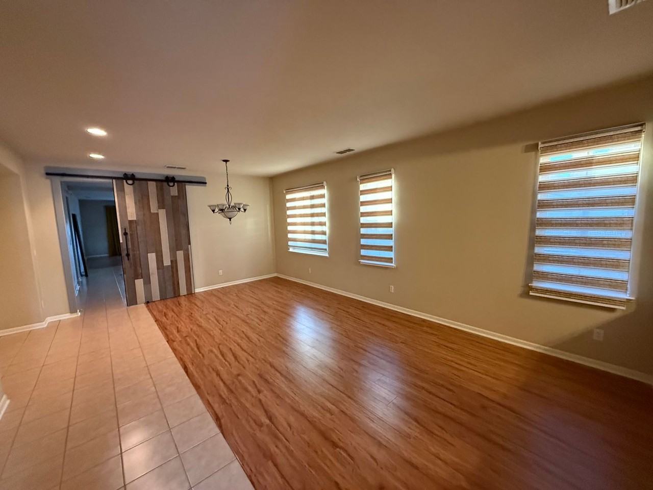 3819 Kaweah Street - Photo 3 of 11