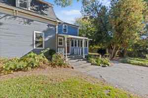 featured image of 142 Congress St