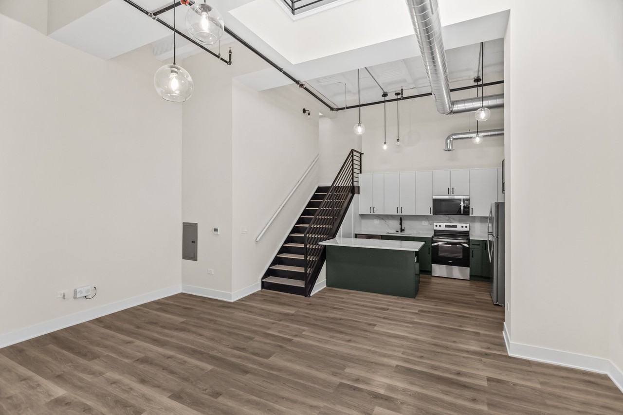 1453 Maple Avenue #201 - Photo 4 of 23