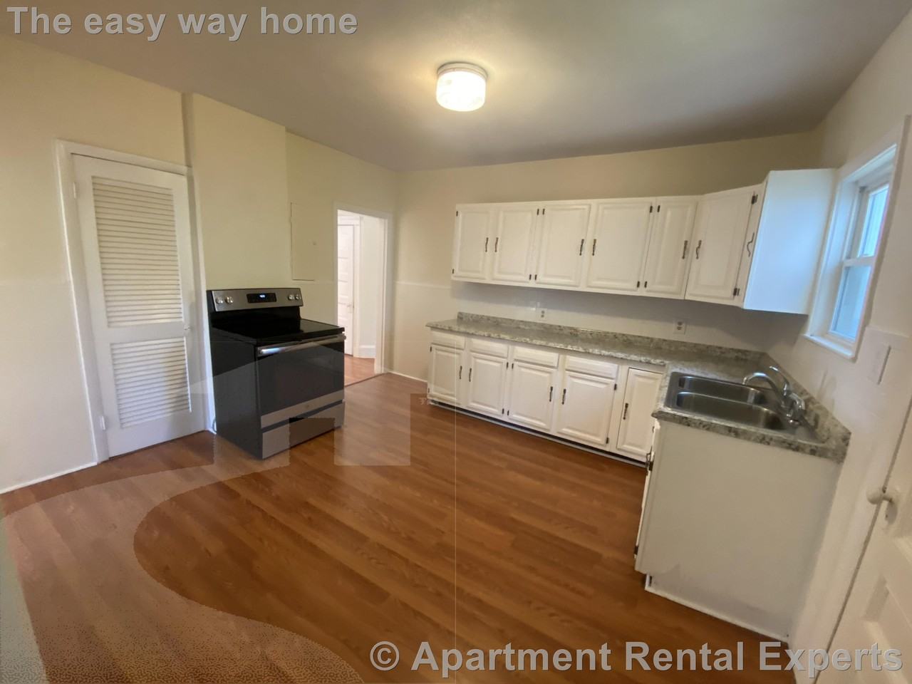 42 Wilson Ave - Photo 5 of 25