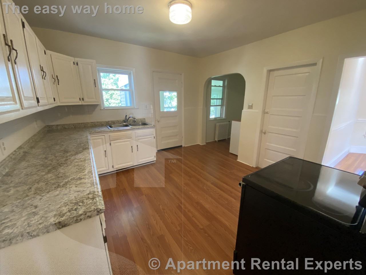 42 Wilson Ave - Photo 6 of 25