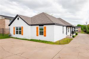 featured image of 1975 W Deane St #A