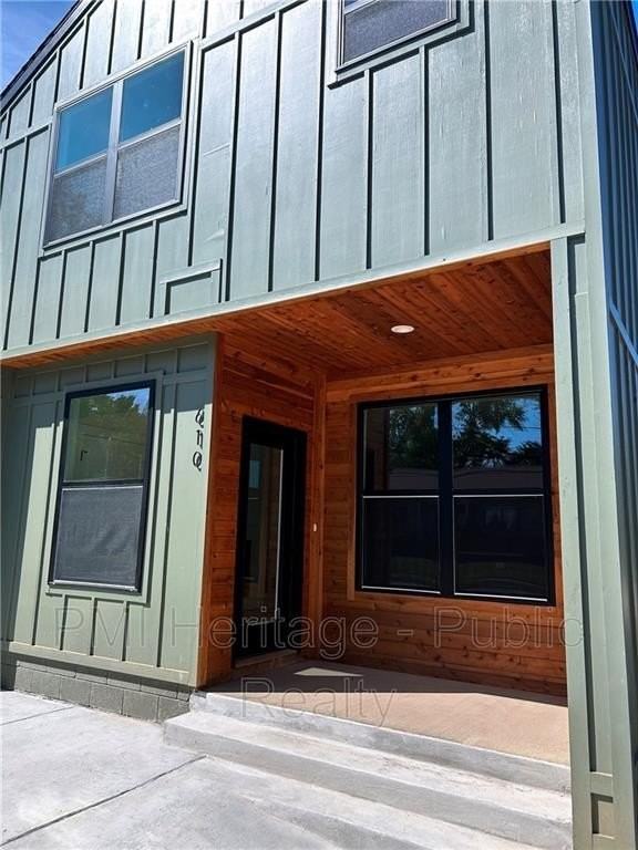 610 N 6th St - Photo 2 of 12