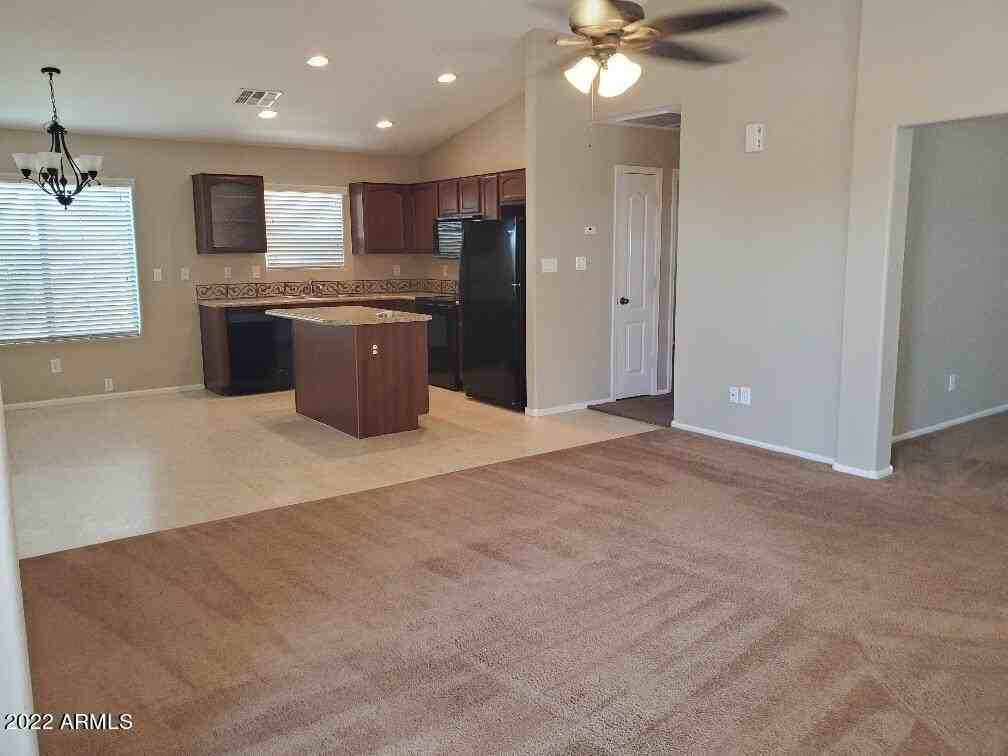 29445 N Pyrite Ln - Photo 4 of 20