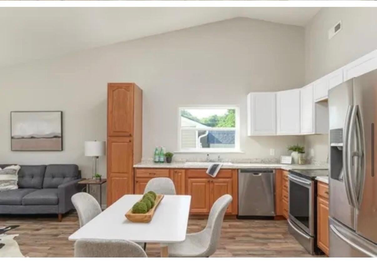 471 Idaho Ave - Photo 6 of 15