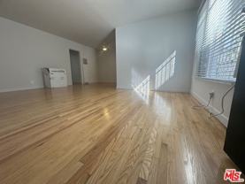 8360 Blackburn Ave #6 - Photo 1 of 1
