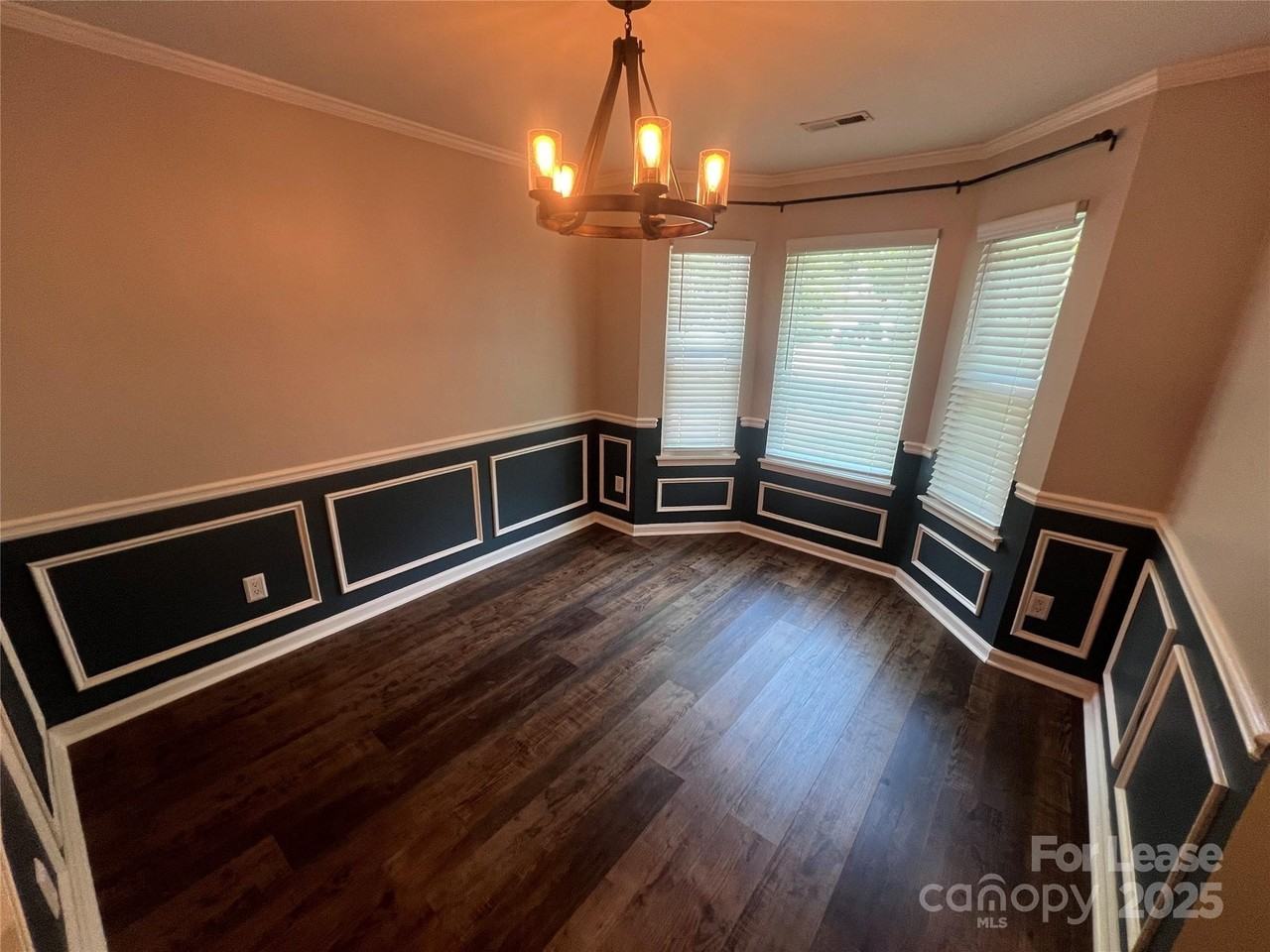 4440 Hounds Run Dr - Photo 4 of 20