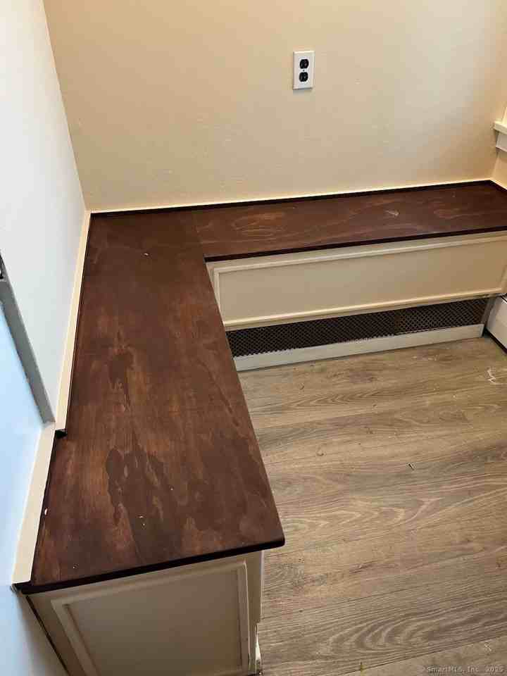 568 Danbury Rd - Photo 5 of 6