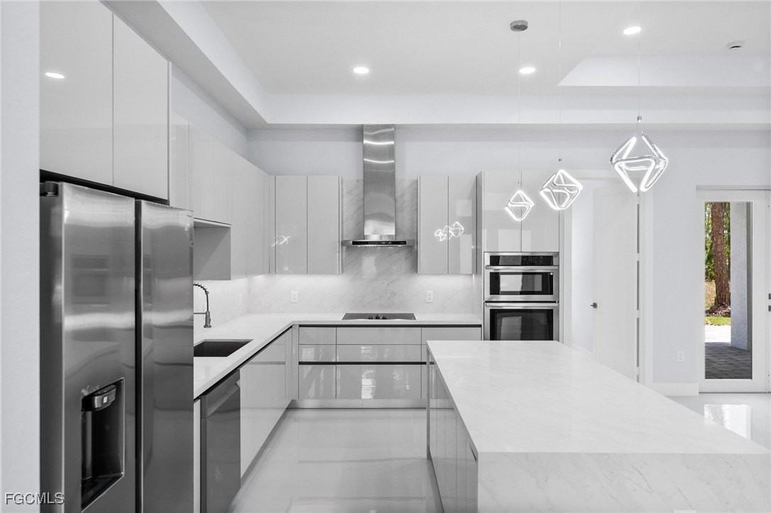 3990 27th Ave Ne - Photo 6 of 43