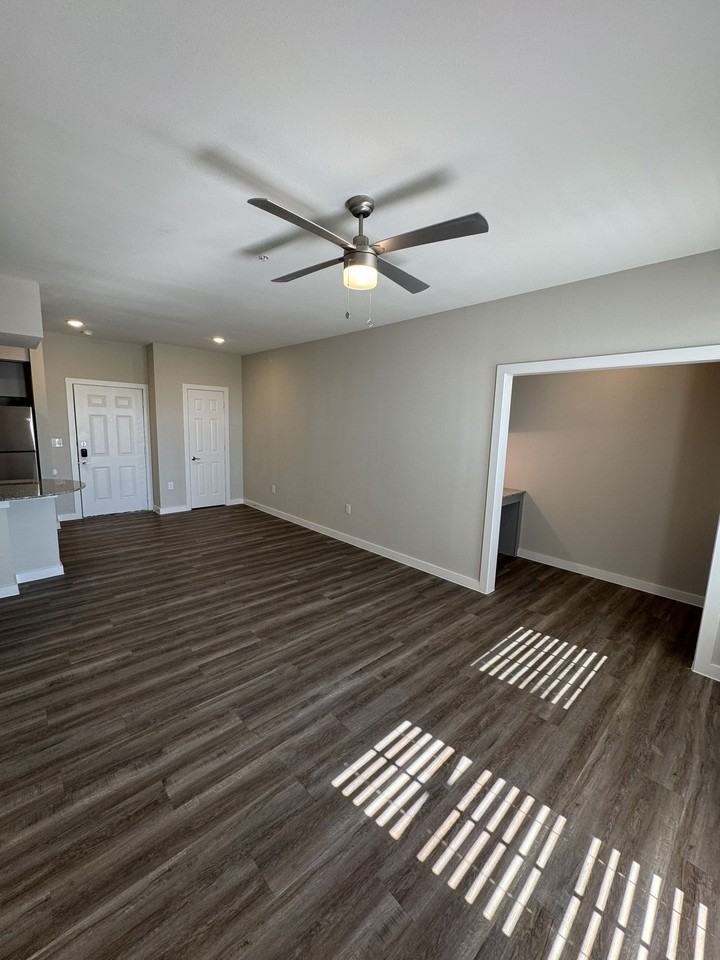 5000 Overboard Cv #6306 - Photo 3 of 8