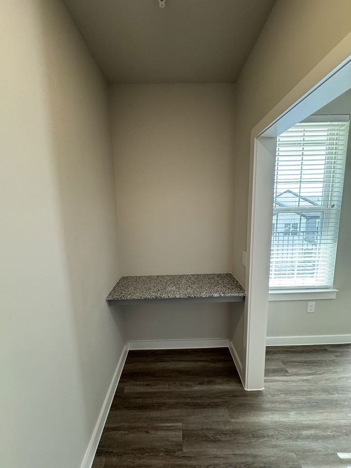 5000 Overboard Cv #6306 - Photo 5 of 8