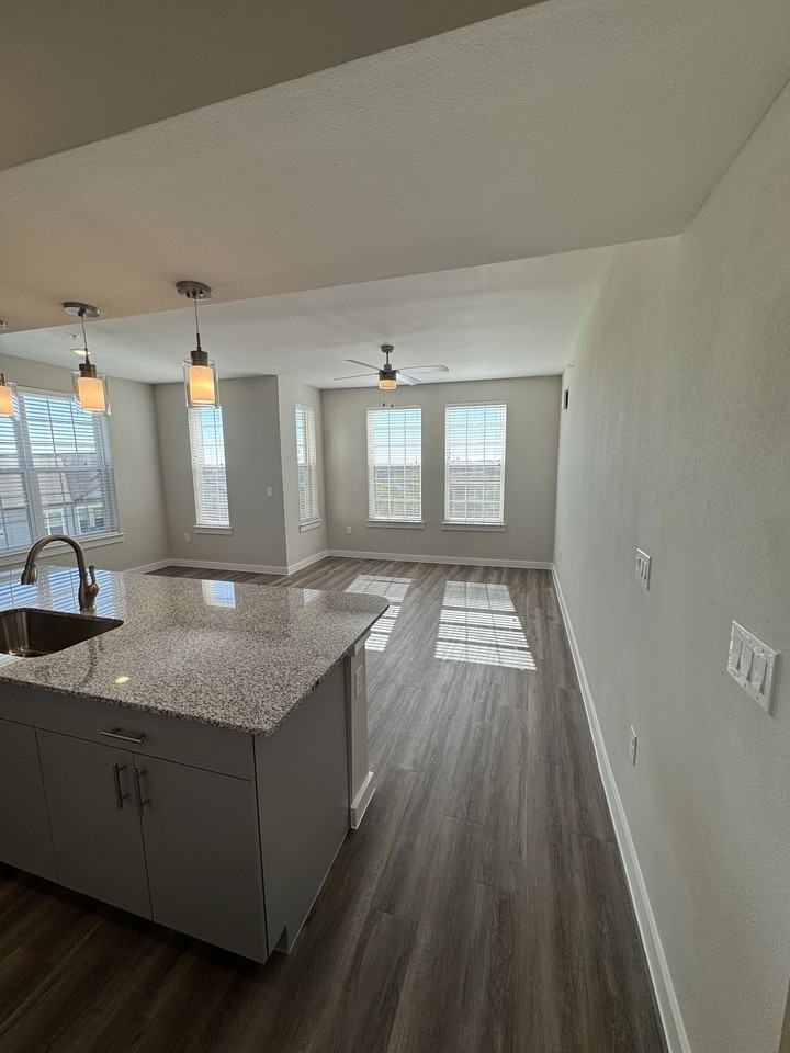 5000 Overboard Cv #12301 - Photo 3 of 8