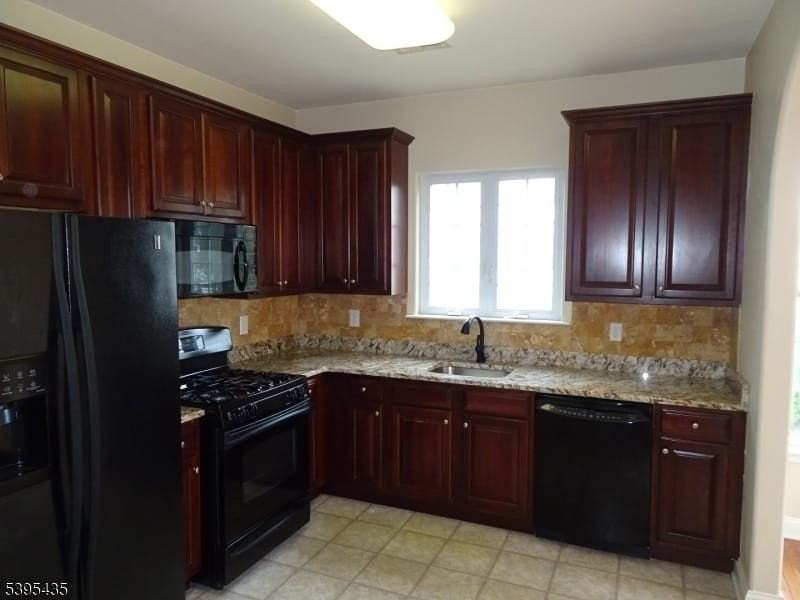 112 Limerick Lane #1 - Photo 6 of 34