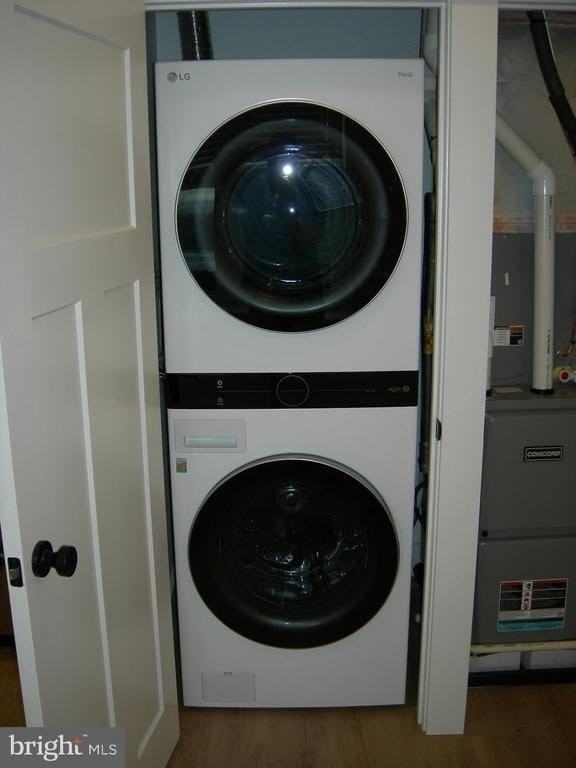 1619 Darby Rd - Photo 7 of 33