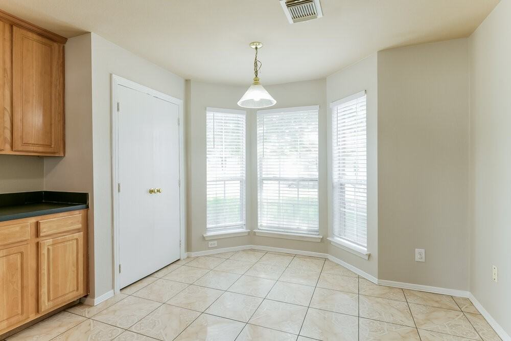 21030 Stoney Haven Dr - Photo 7 of 16