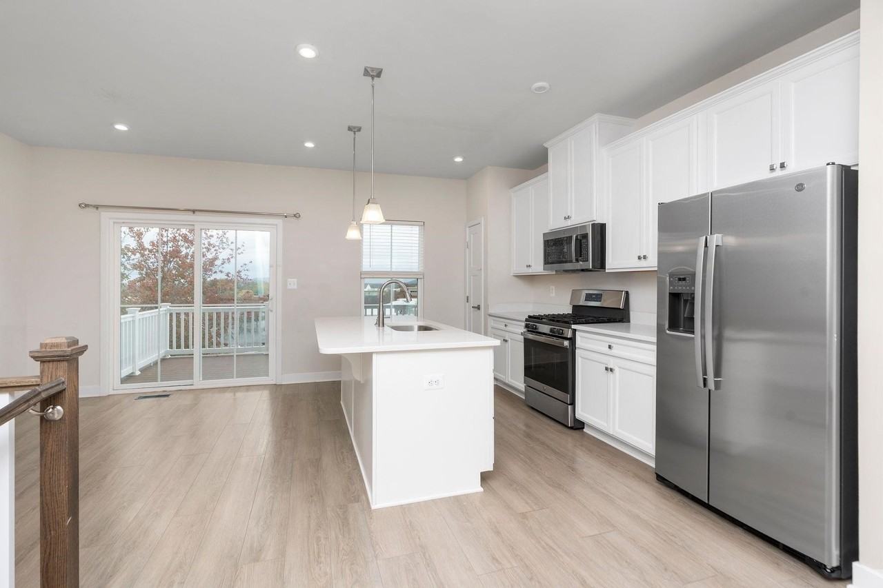 4022 Purple Flora Bnd - Photo 7 of 15