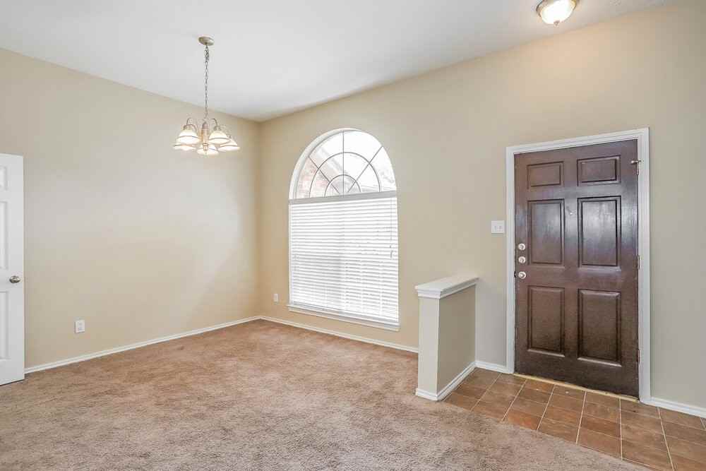 1113 Glenbay Court - Photo 3 of 16