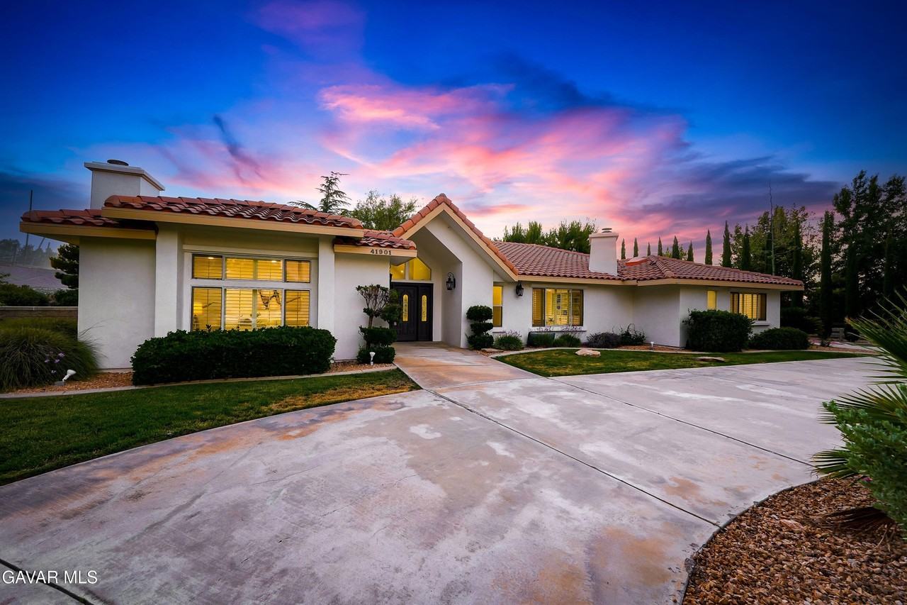 41901 Calle Clarita - Photo 2 of 50