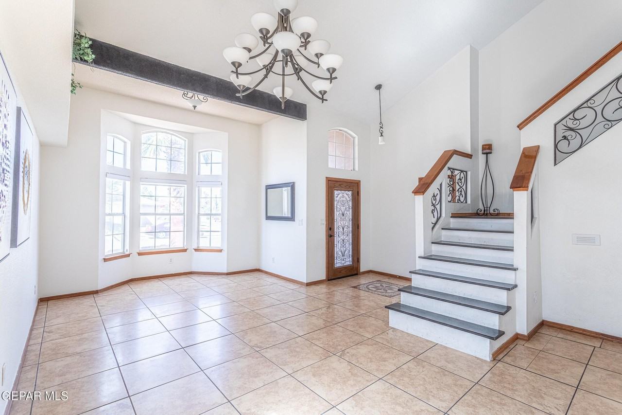 1328 Morgan Marie St - Photo 4 of 27