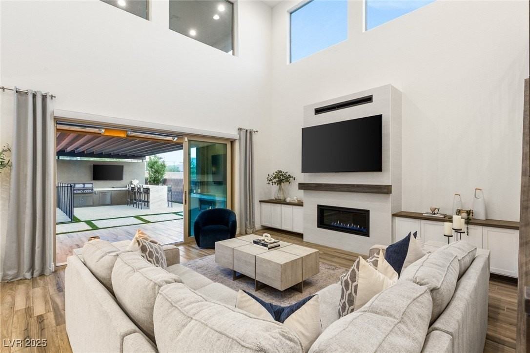 12178 Harris Summit Ave - Photo 4 of 50