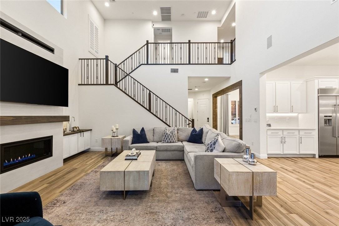 12178 Harris Summit Ave - Photo 6 of 50