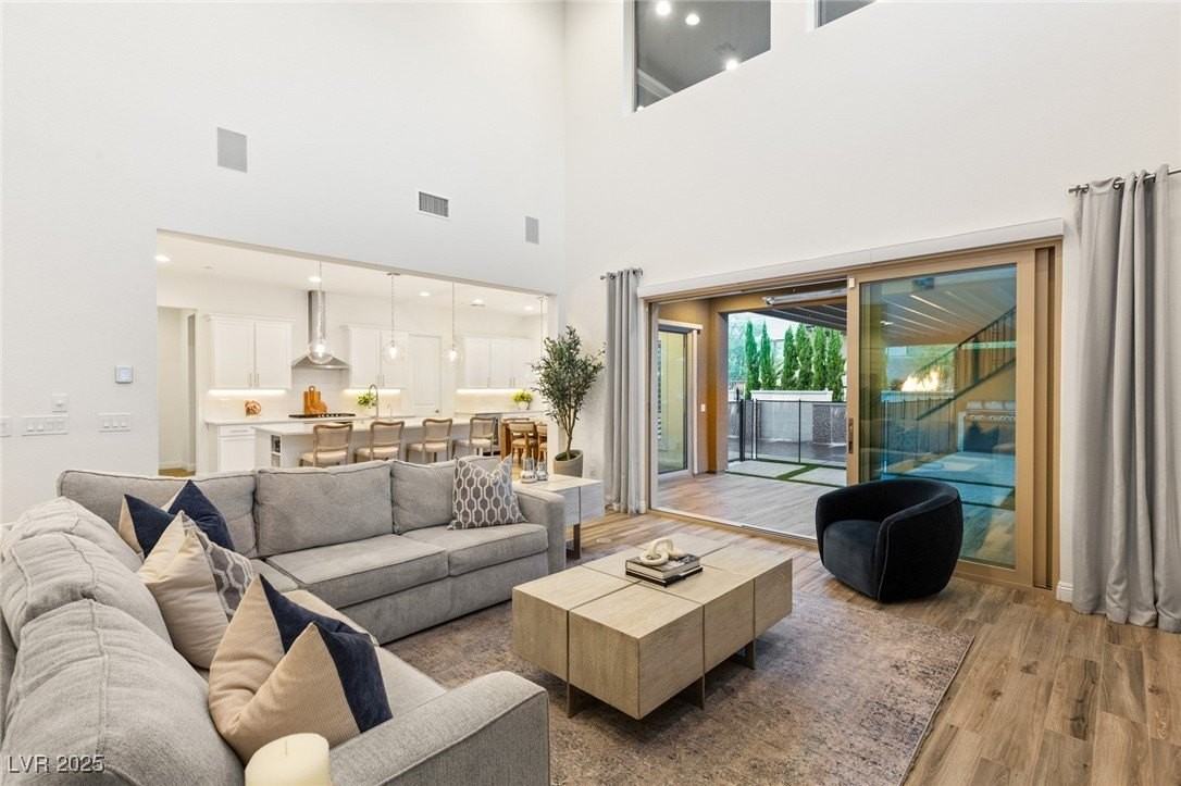 12178 Harris Summit Ave - Photo 7 of 50