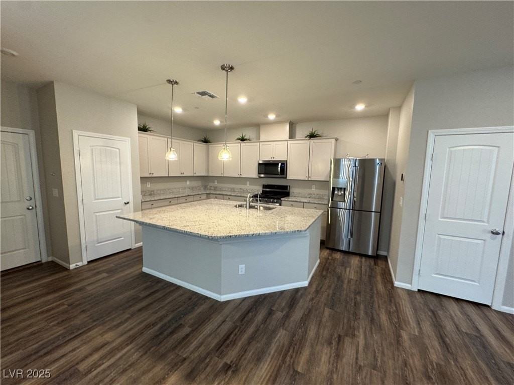 3204 Brynley Ave - Photo 6 of 17