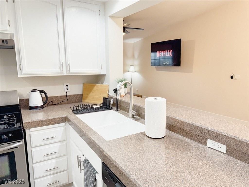 2865 Destino Lane - Photo 6 of 34