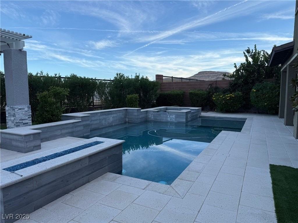 6418 Indra St - Photo 7 of 24