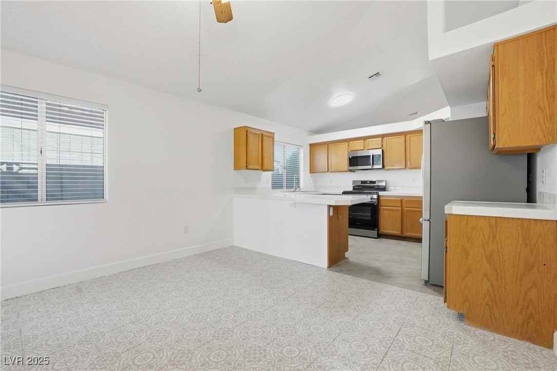 6928 Atrium Ave - Photo 7 of 27