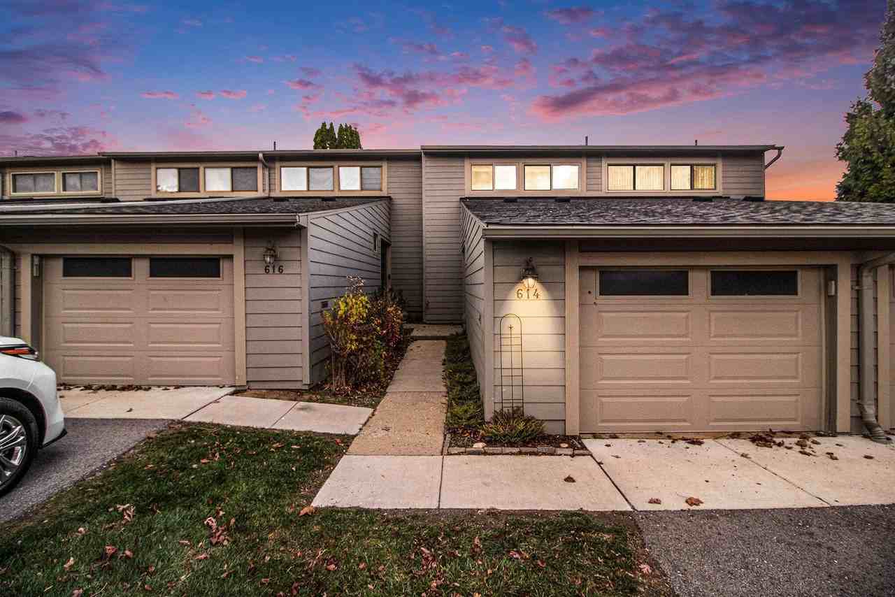 614 Peninsula Ct - Photo 2 of 18