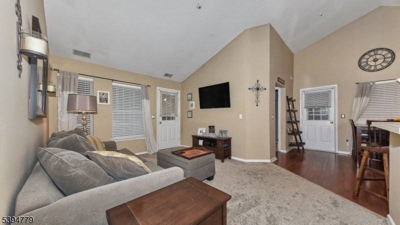 5313 5313 Tudor Dr - Photo 2 of 21