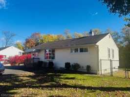 featured image of 120 Parsippany Rd