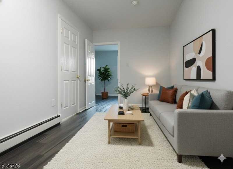 510 Morris Ave - Photo 3 of 16