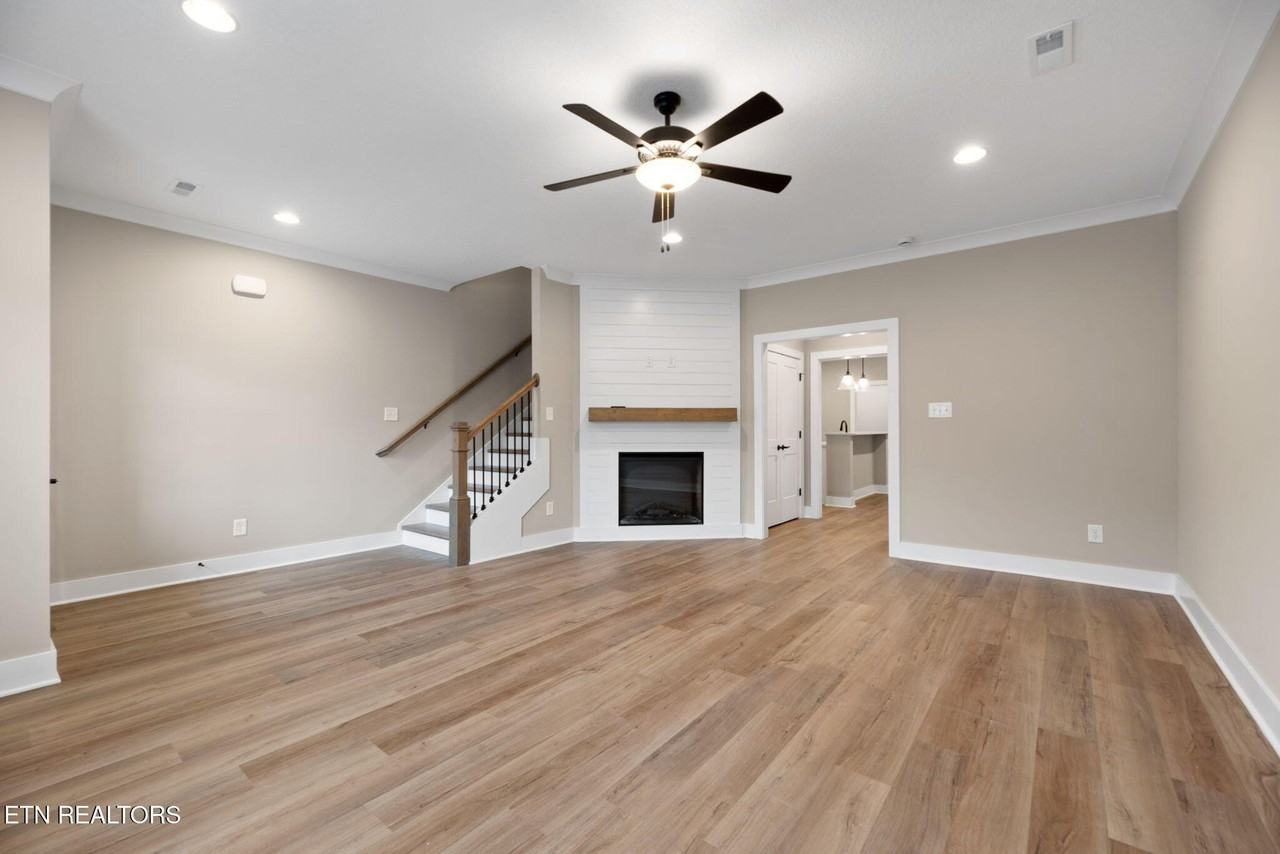 7226 Sassafras Way - Photo 5 of 21