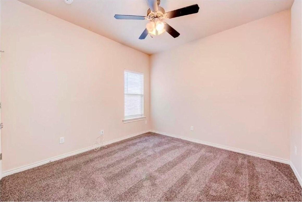 10103 Waco Ave - Photo 3 of 14