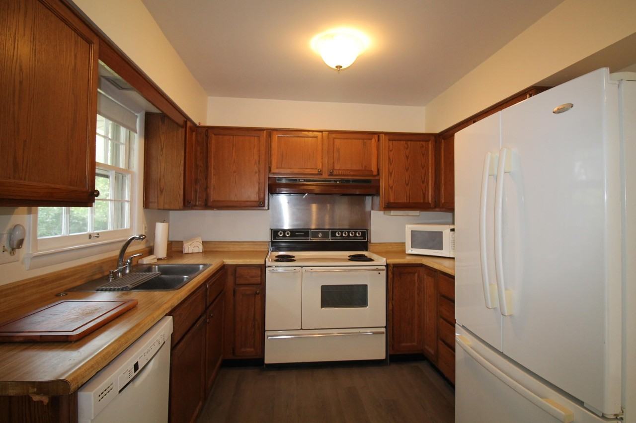 2906 Brigadoon Pkwy - Photo 6 of 20