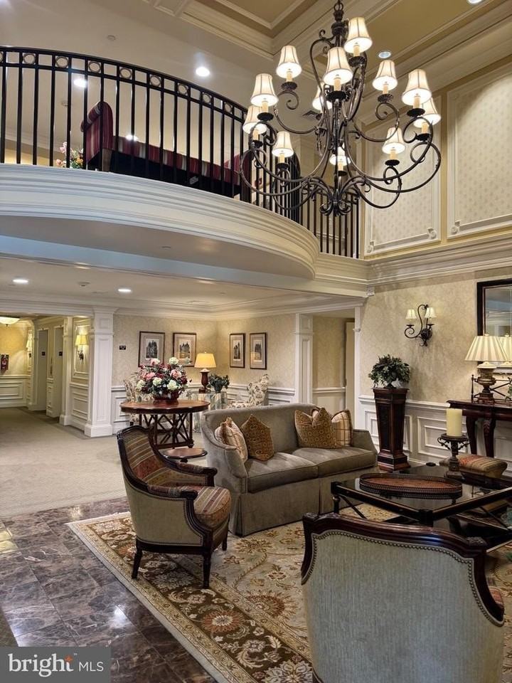 12236 Roundwood Rd - Photo 7 of 34